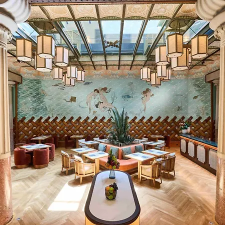 Hotel Espana Ocean Drive - Newly Renovated-3