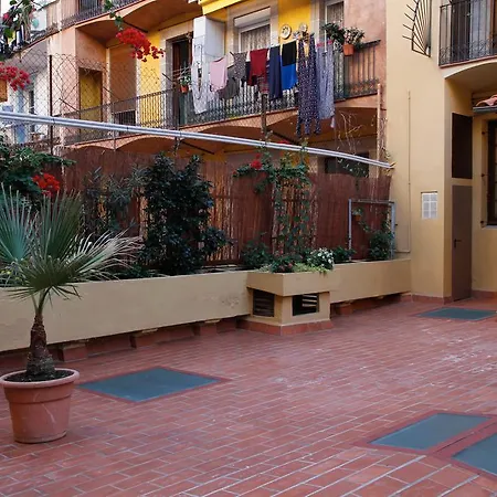 Bcn Home Guest House-2