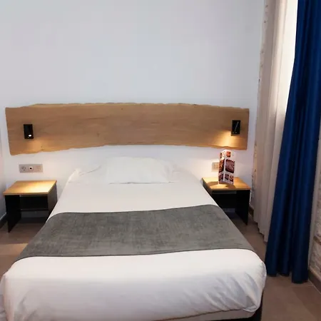 Hostal Paris-2