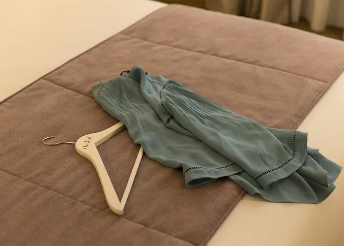 Hotels in BarcelonaIcon Bcn