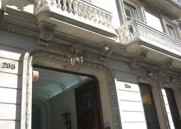 Circa 1905 Bed and Breakfast Barcelona