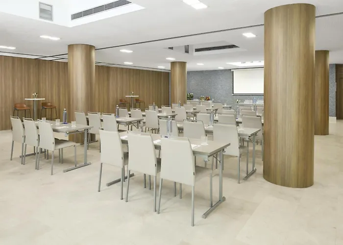Nh Sants Barcelona Hotel