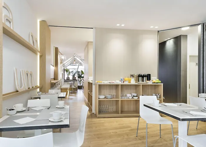 Hotel Acta Laumon Barcelona